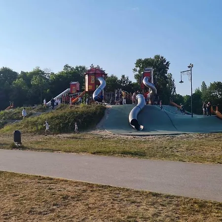 Daire Silver - Orientarium,aquapark Fala & Park Łódź